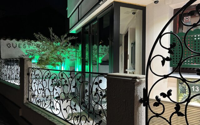 Guest house Halvat