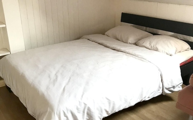 Apartment with One Bedroom in Neuchâtel, with Wifi - 2 Km From the Beach – Guest Rooms – Neuchatel