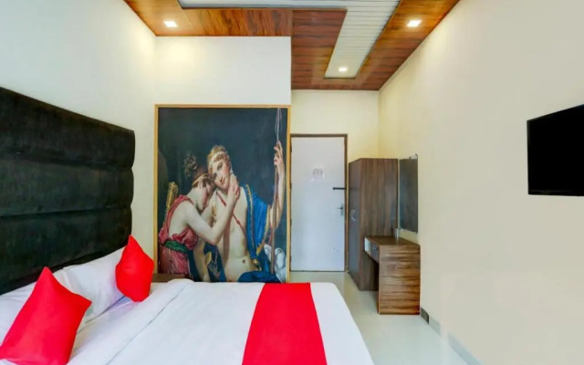 OYO 86157 Hotel Haveli Inn