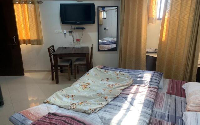 Kamil’s Studio Apartment