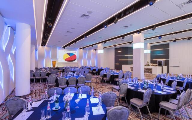 U Magic Palace Hotel