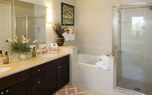 Fairway Villas by RedAwning