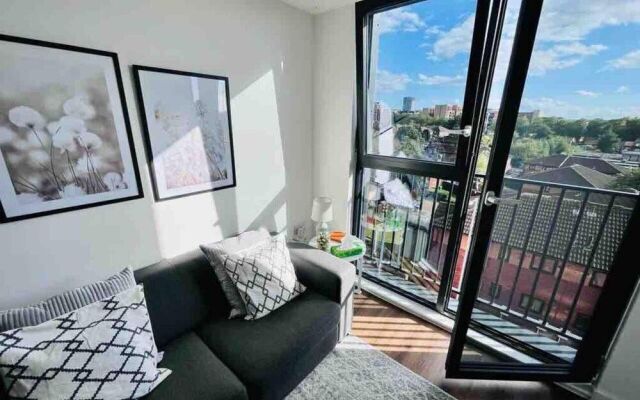 Cosy Studio Apartment - Chavasse Apartments