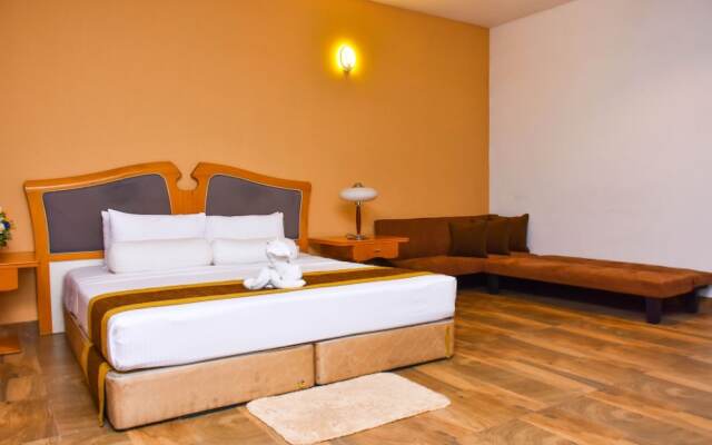 Aradhana Airport Hotel