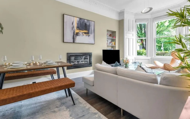 Stylish Elegance in City s Heart