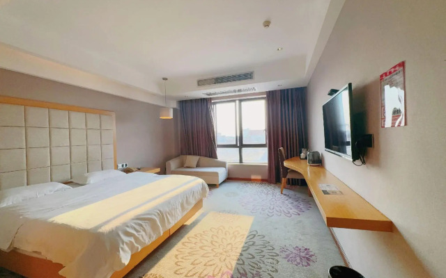 Ming Chao Holiday Hotel