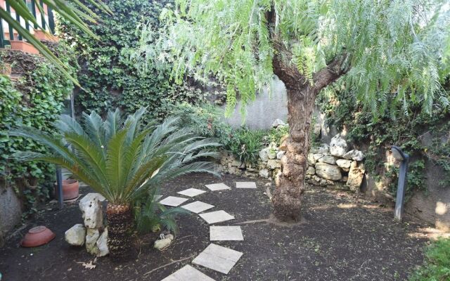 Guest House Villa "Contea di Aci"
