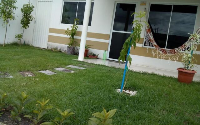 Casa póxima ao Aeroporto e UFAL