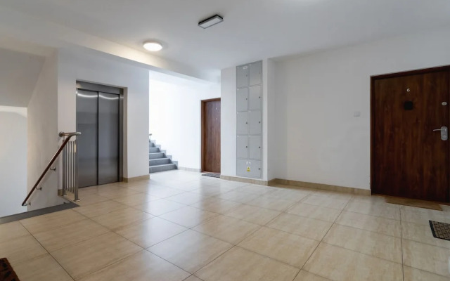 Stawowa Apartment Cracow by Renters