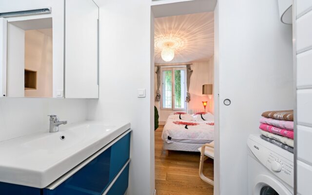 Beauty Accommodation For 4 People In Paris