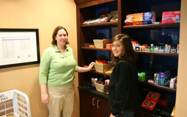 Hampton Inn & Suites-Knoxville/North I-75