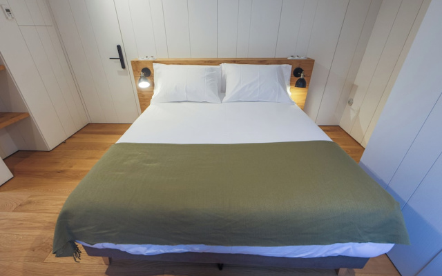Do Bico Rooms