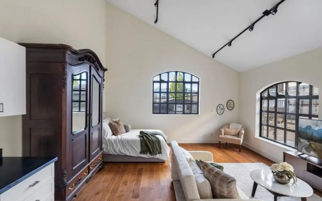 Historic Hideaway in BC