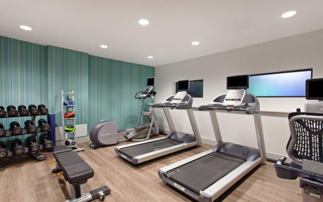 Holiday Inn Express West Los Angeles by IHG