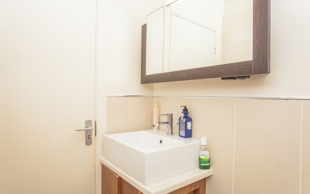 2 Bedroom Flat Near Notting Hill