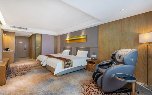 Guangzhou Pearl River International Hotel （Yijing Lu Metro Station）