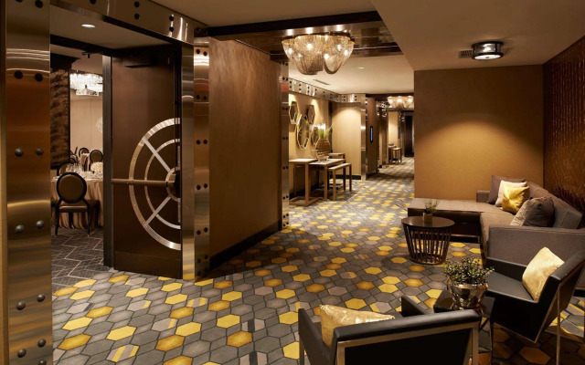 Metropolitan at The 9, Autograph Collection