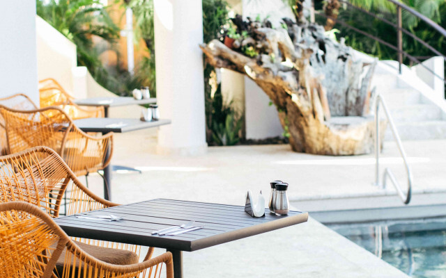 Mother Earth Luxury Boutique Hotel