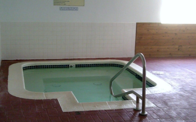 Capri Inn and Suites of Beatrice