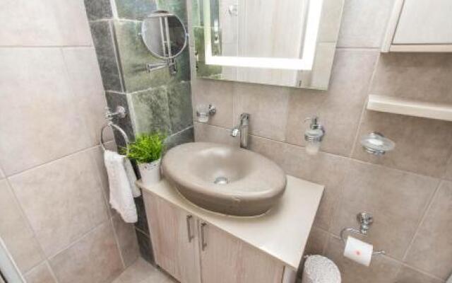 Oceanview Luxury Villa 203