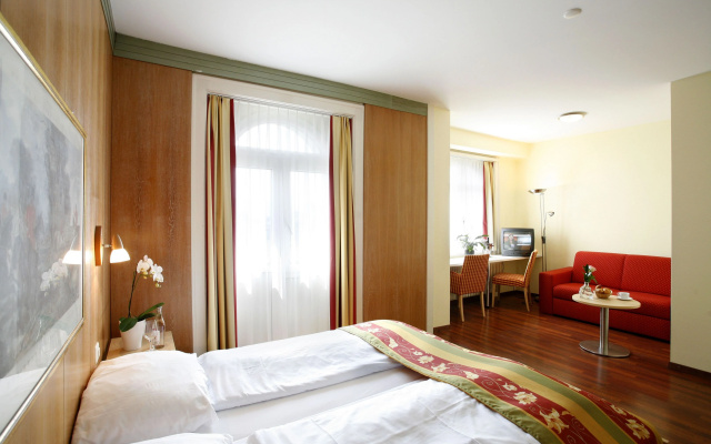 Hotel de la Paix – Guest Rooms – Lucerne