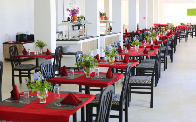 Hotel Neptunia Skanes