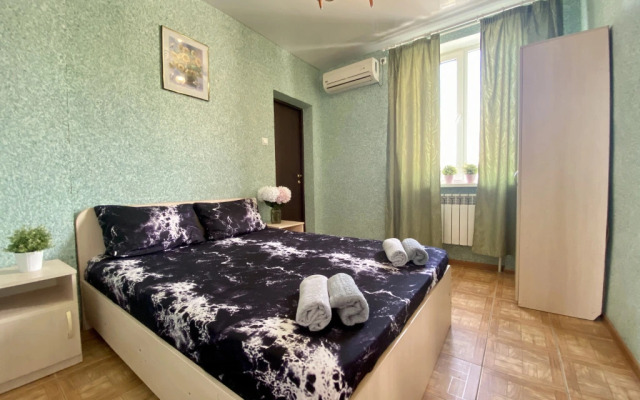 Guest House on Krasnykh Partizan Street