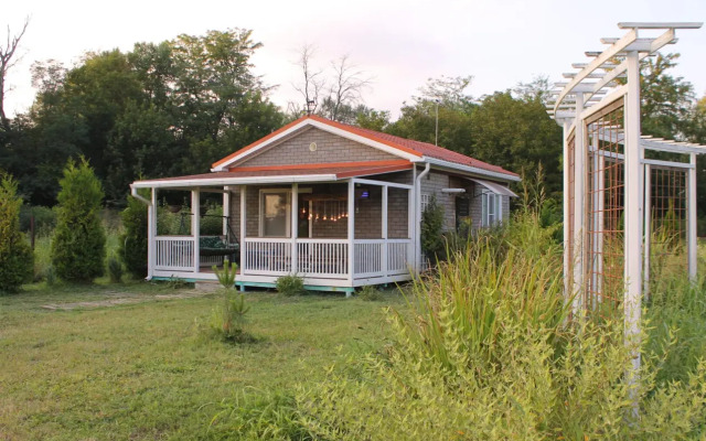 Творческий глэмпинг Скворечник