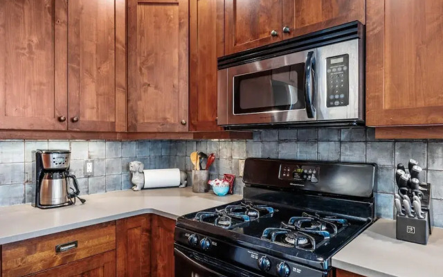 Trappers Landing #30 2 Bedroom Townhouse