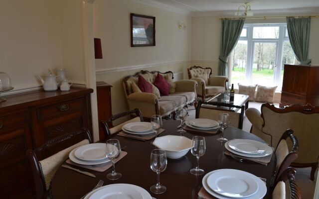 Thornbury Holiday Park