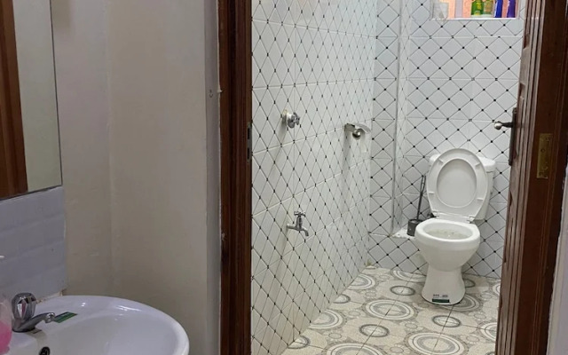 Lux Suites Millward Apartments Utawala