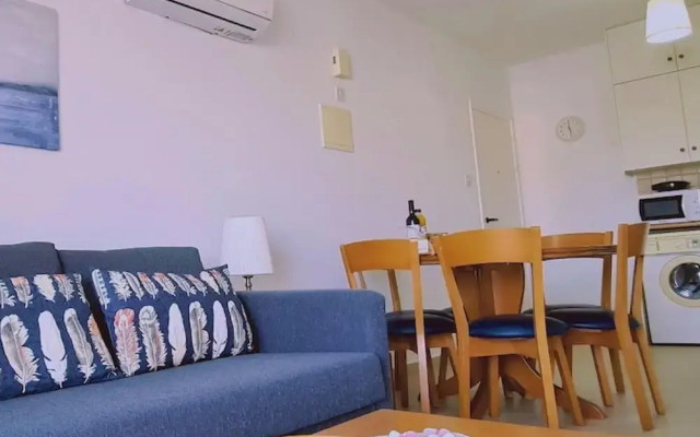 35 LCA - Camelia Apartment