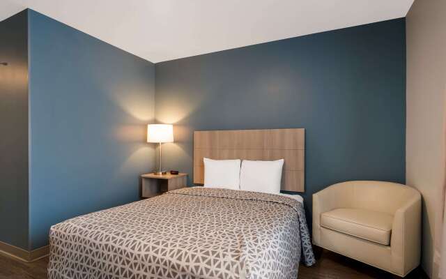 WoodSpring Suites Grand Rapids Kentwood