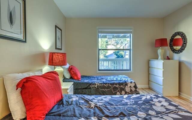 Dunes Pointe E-9 - 2 Br Condo