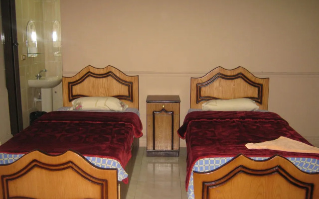 Great Alexander Hostel