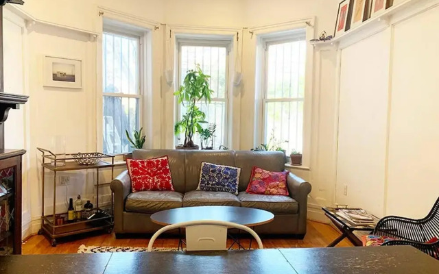 Lovely two Bedroom With Patio!