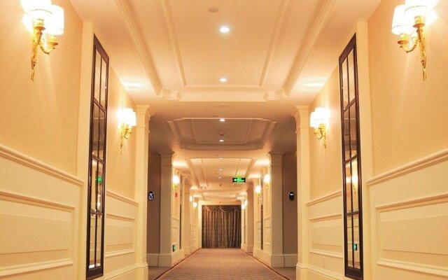 Maoming International Hotel