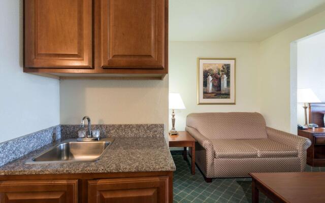 Comfort Inn & Suites Gatesville near Fort Cavazos