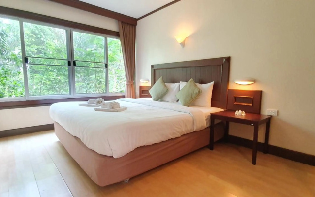 Isle Beach Resort – Guest Rooms – Khlong Muang