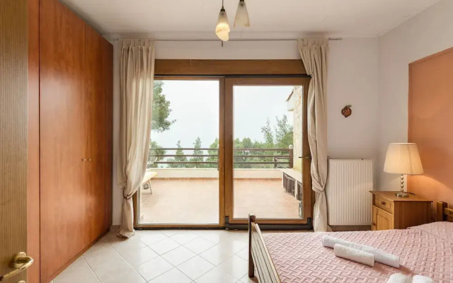 Beachside Haven, Poolside Serenity & Sunset Magic