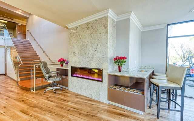 Amanzi Hotel, an Ascend Collection Hotel