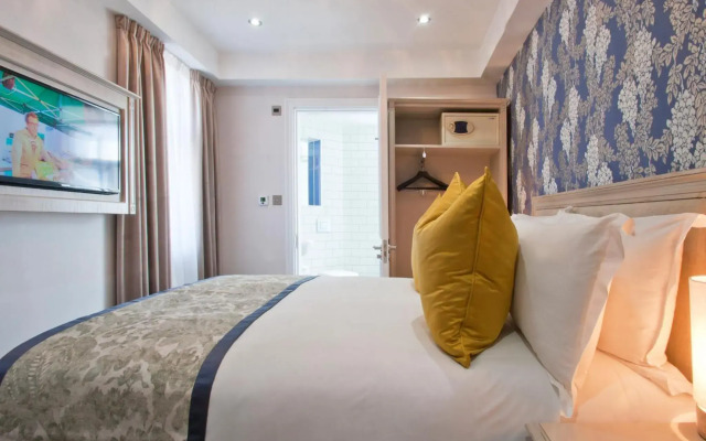 W12 Rooms