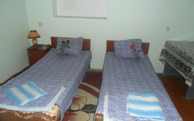 Отель B&B Bahodir