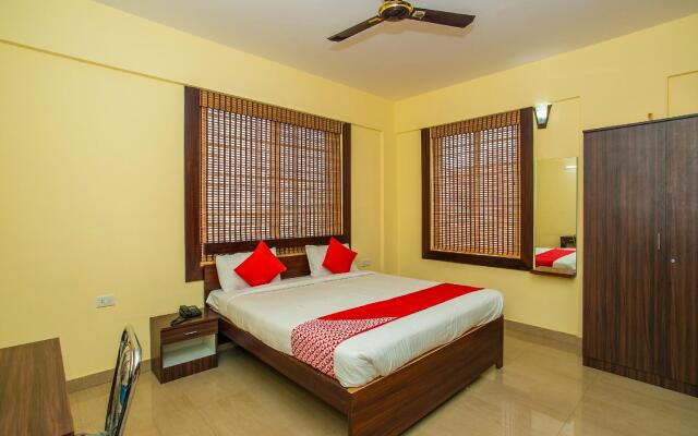 OYO 23627 Grand Residency