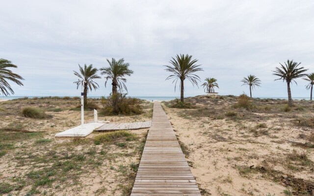 Dreamy Apartment in Gandia at Beach