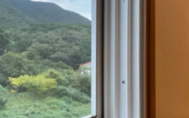 Stubborn Hotel