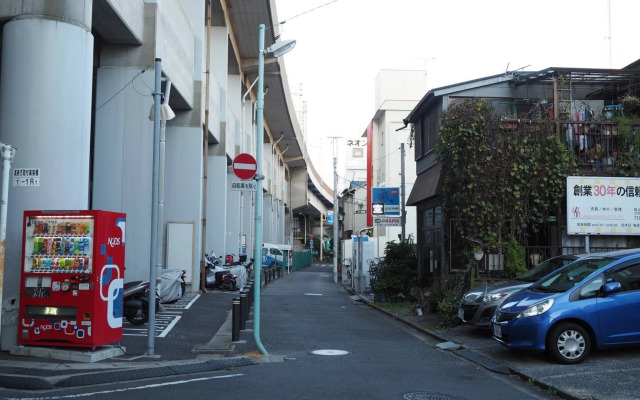 AOTOINN