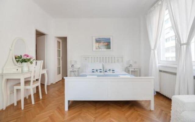 Operastreet City Center Apartment Algarve