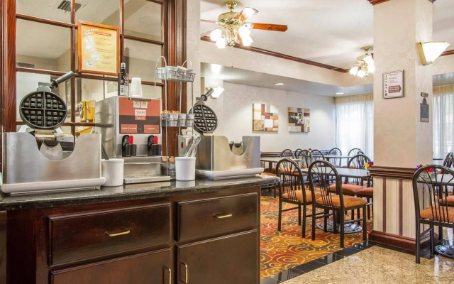 Comfort Suites Daphne - Mobile East Bay