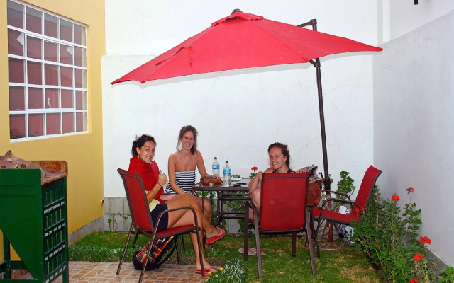 Hostal Mochileros